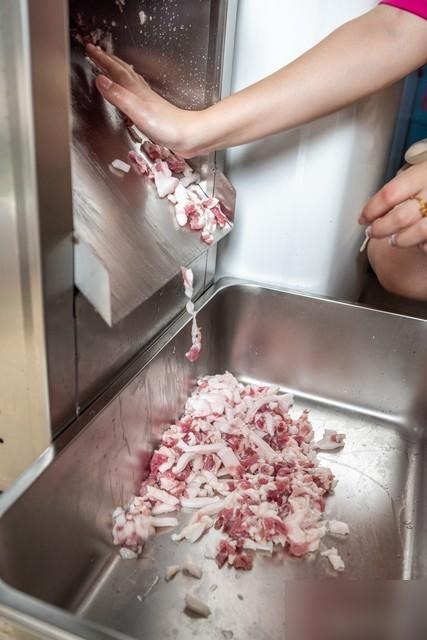 Tôi thật lòng khuyên mọi người: Đừng bao giờ mua thịt xay sẵn ở chợ- Ảnh 1. Tôi thật lòng khuyên mọi người: Đừng bao giờ mua thịt xay sẵn ở chợ- Ảnh 1.