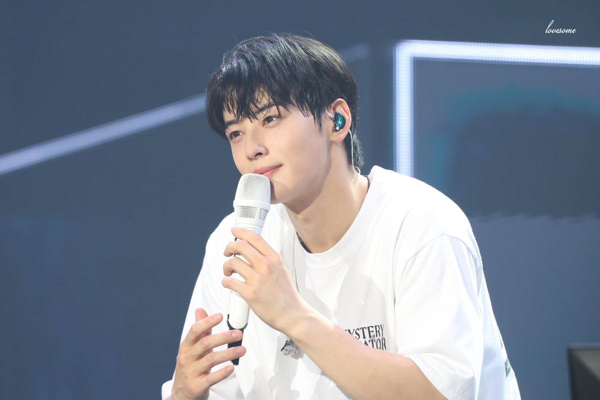 Mỹ nam đẹp nhất Kpop bị chê bai năng lực kém cỏi, sử dụng đặc quyền để tham gia ban nhạc quân đội- Ảnh 8.