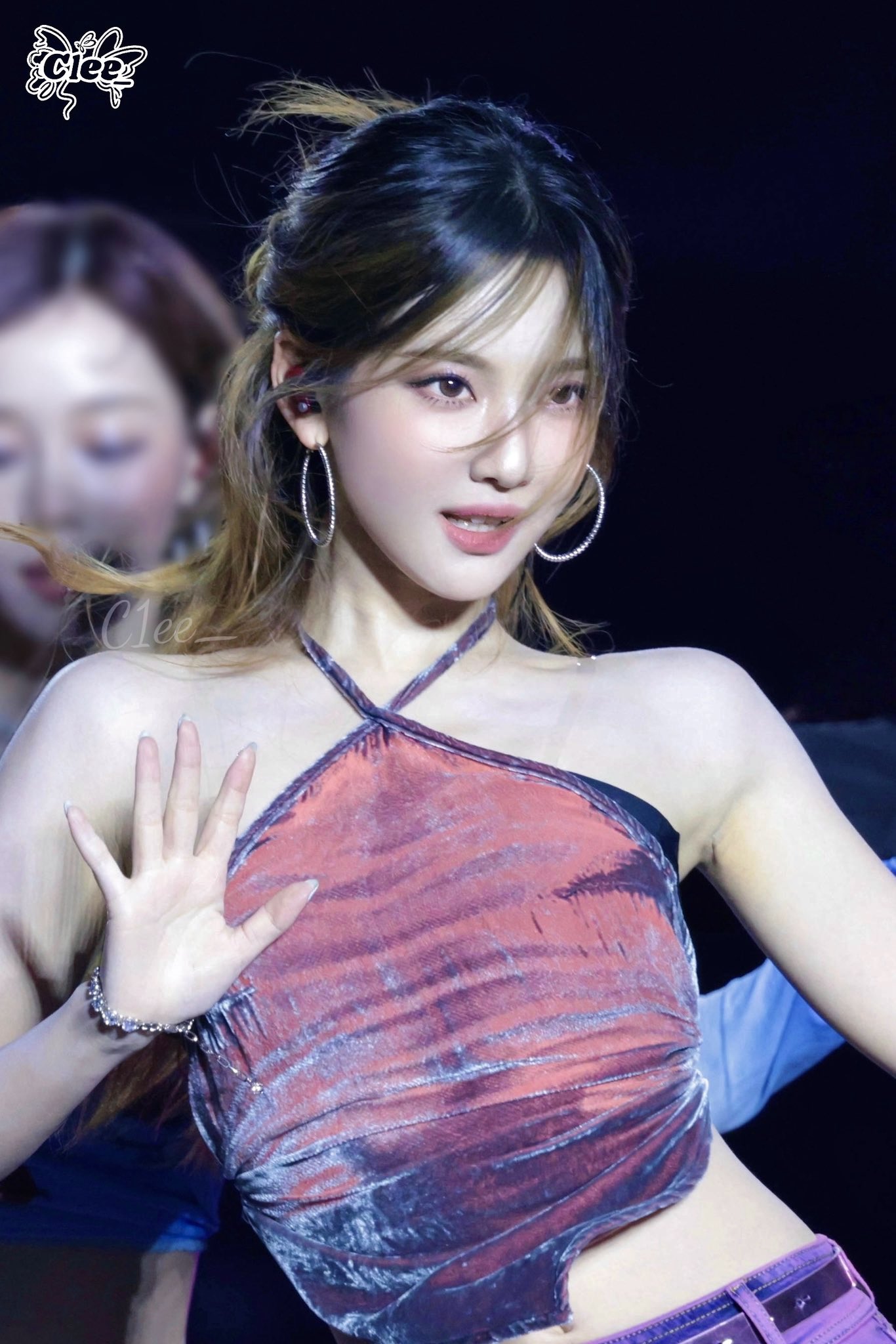 Nữ thần thế hệ mới dẫu xinh nhưng vẫn khiến fan bó tay vì màu tóc như “chưa có tiền nhuộm lại”- Ảnh 7.