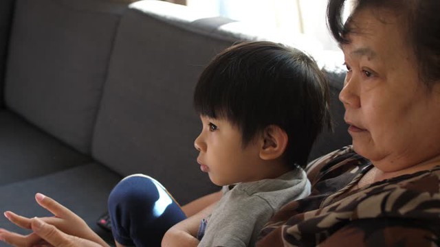 5 kiểu “người ảnh hưởng độc hại” mà bạn có thể thấy rõ sau khi trở thành mẹ: Kiểu thứ 4 đang hủy hoại trẻ- Ảnh 1.