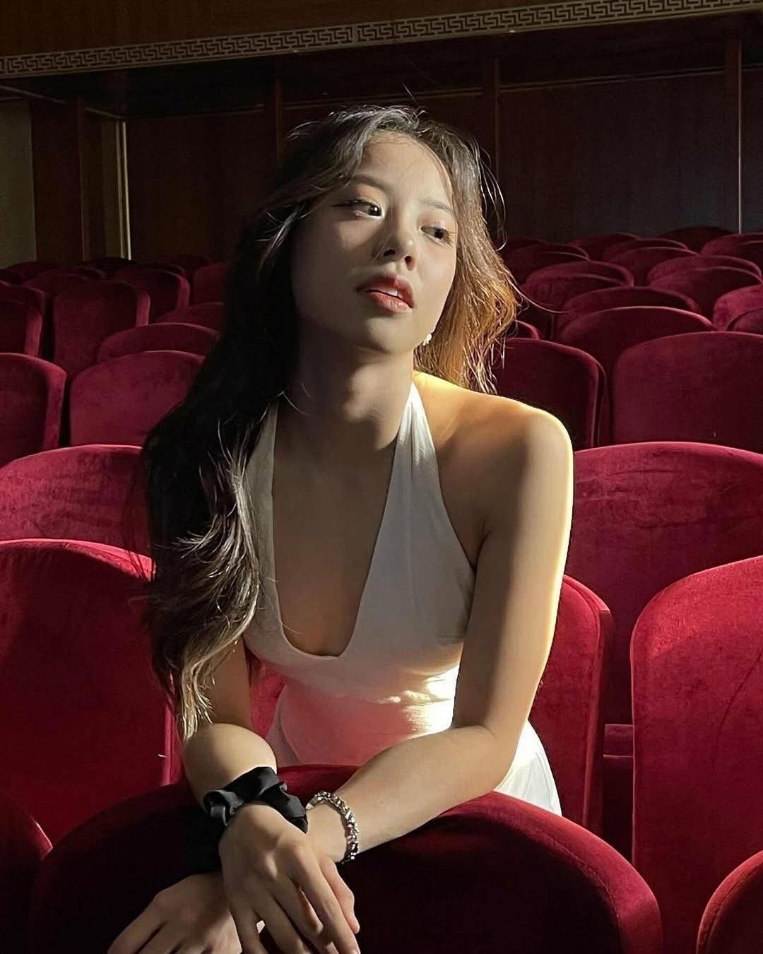 Tình tin đồn của Wren Evans bị đào loạt video “xinh mà hỗn”, netizen lập tức “quay xe” dù trước đó còn bênh chằm chặp- Ảnh 2.