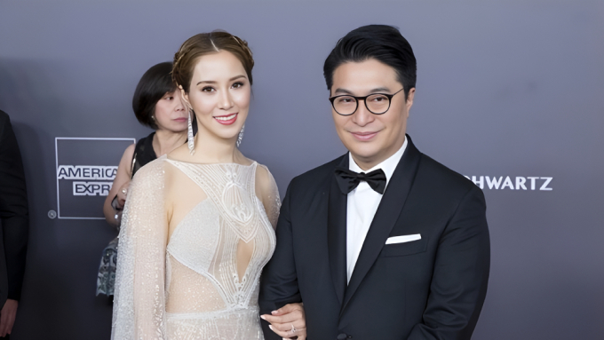 Được hỏi về nhân tình của chồng, nữ diễn viên nói 1 câu cho thấy EQ quá cao: Bảo sao dạy con cũng khéo thế!- Ảnh 1.