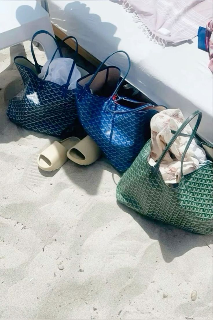 Drama túi Goyard 50 triệu bị chảy màu có cái kết 