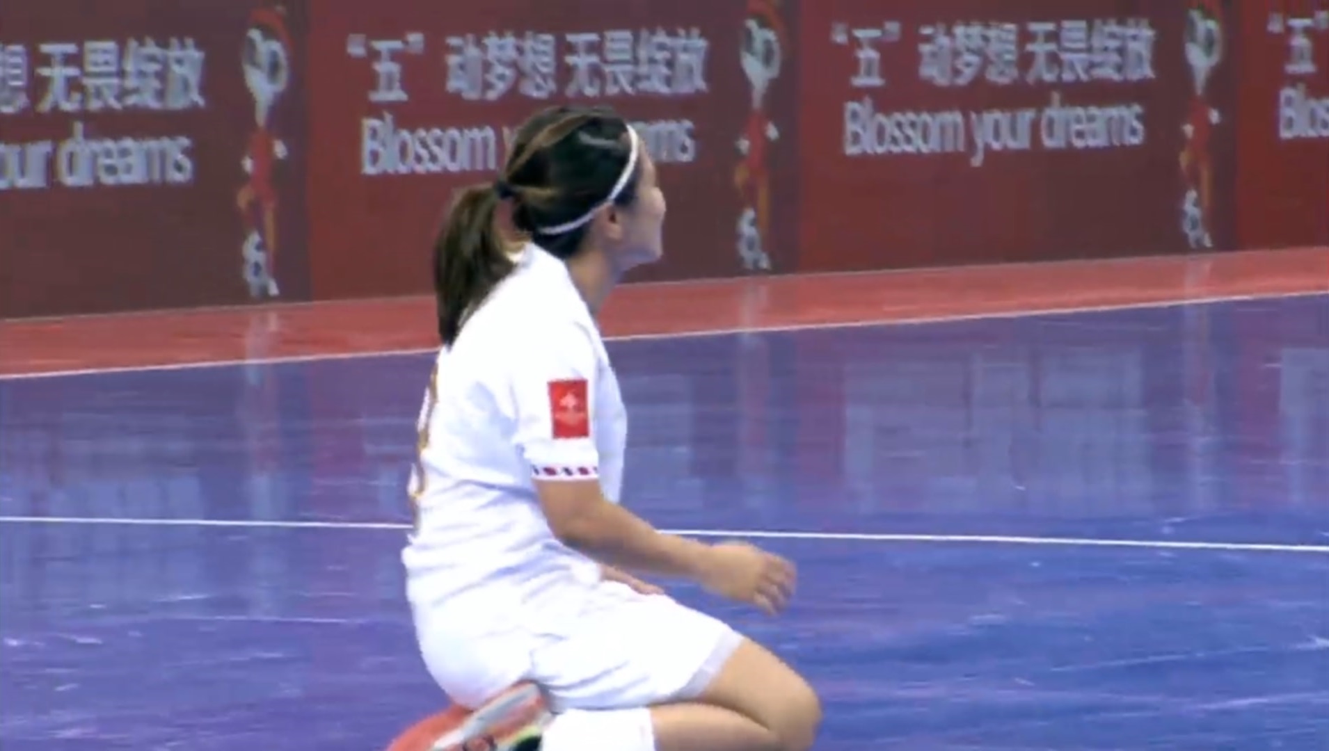 Tuyển Indonesia thảm bại, tan mộng World Cup sau trận đấu khó tin với Trung Quốc- Ảnh 1.