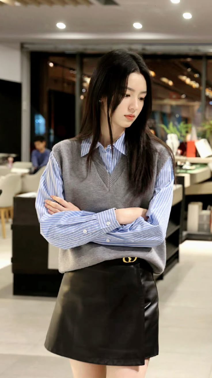 Mỹ nhân được mệnh danh "đẹp chấn động thế gian" cùng với Lưu Diệc Phi, ảnh chụp vội cũng xinh phát sáng- Ảnh 23.