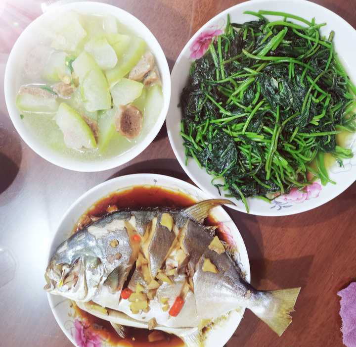 Mỗi lần đi chợ chỉ cầm đúng 150.000 đồng - Tôi vẫn nấu đủ bữa ngon cho gia đình 4 người- Ảnh 2.