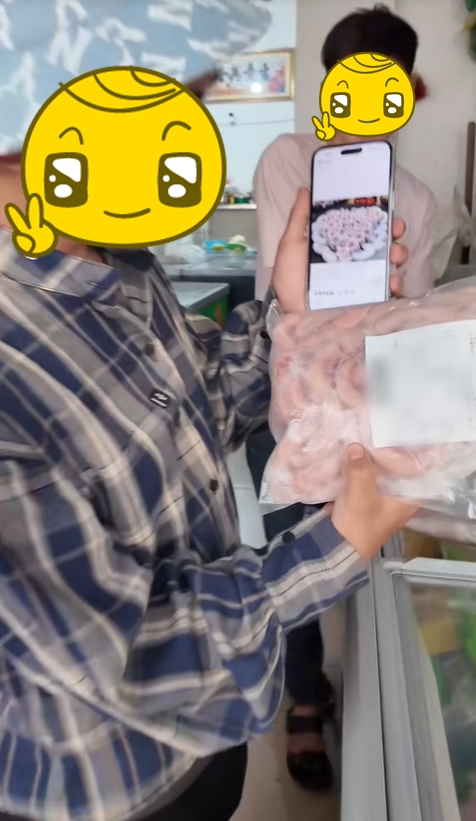 Nở rộ loạt clip cầm tiền sang nước ngoài mua lòng se điếu để ăn thử và review: Sự thật thế nào?- Ảnh 2.