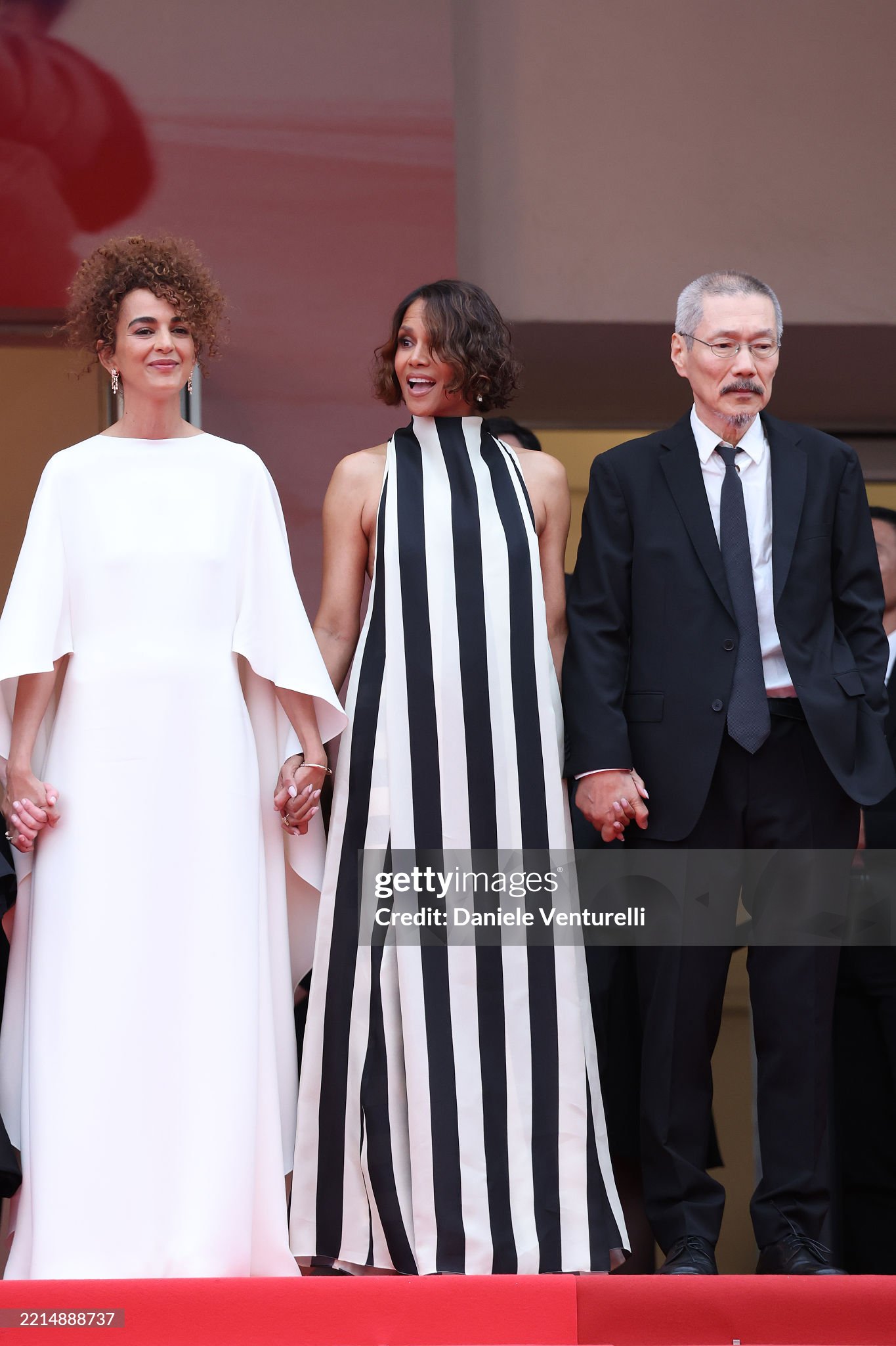 Thảm đỏ khai mạc LHP Cannes 2025: Heidi Klum xứng danh 