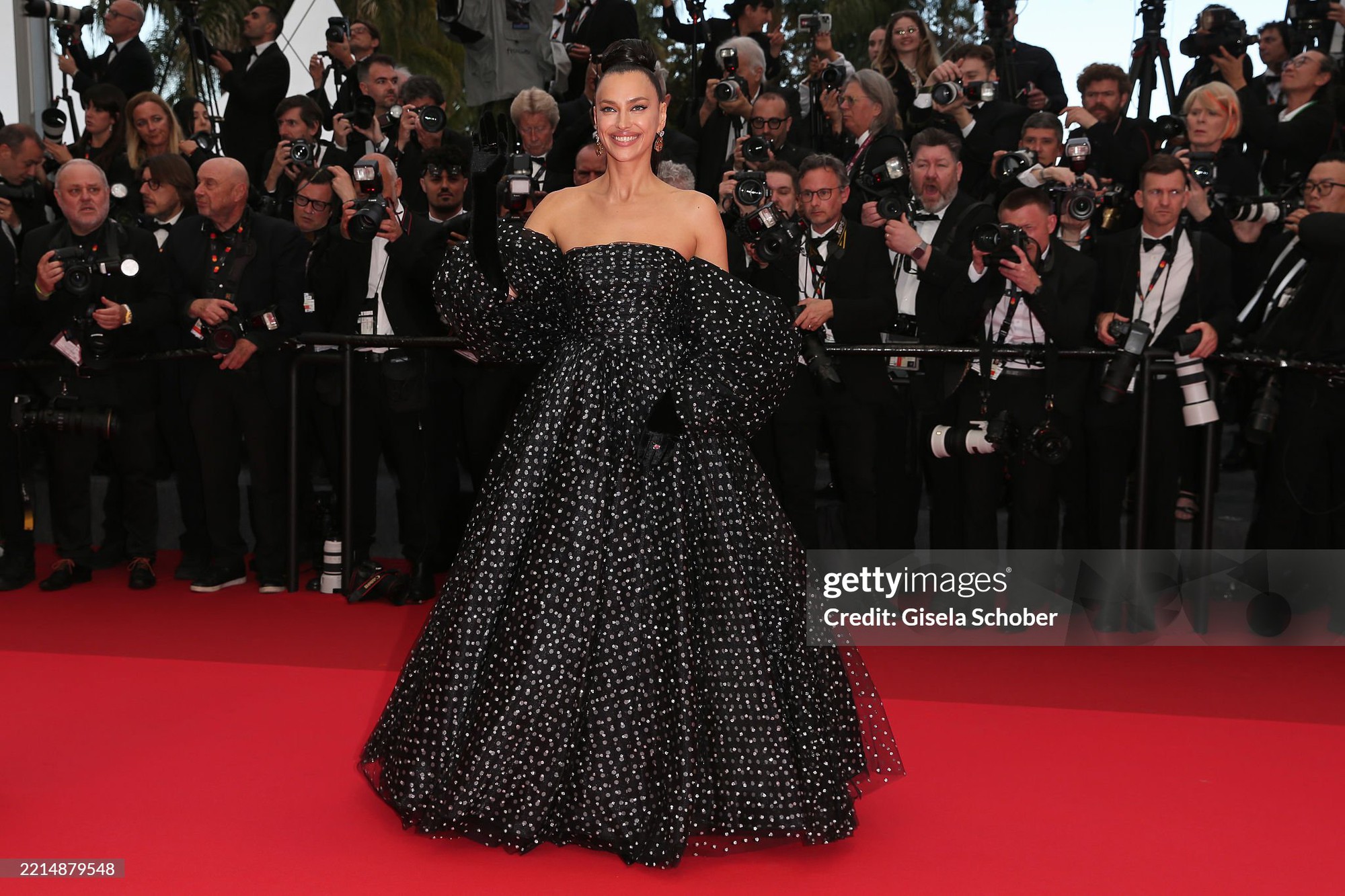 Thảm đỏ khai mạc LHP Cannes 2025: Heidi Klum xứng danh 