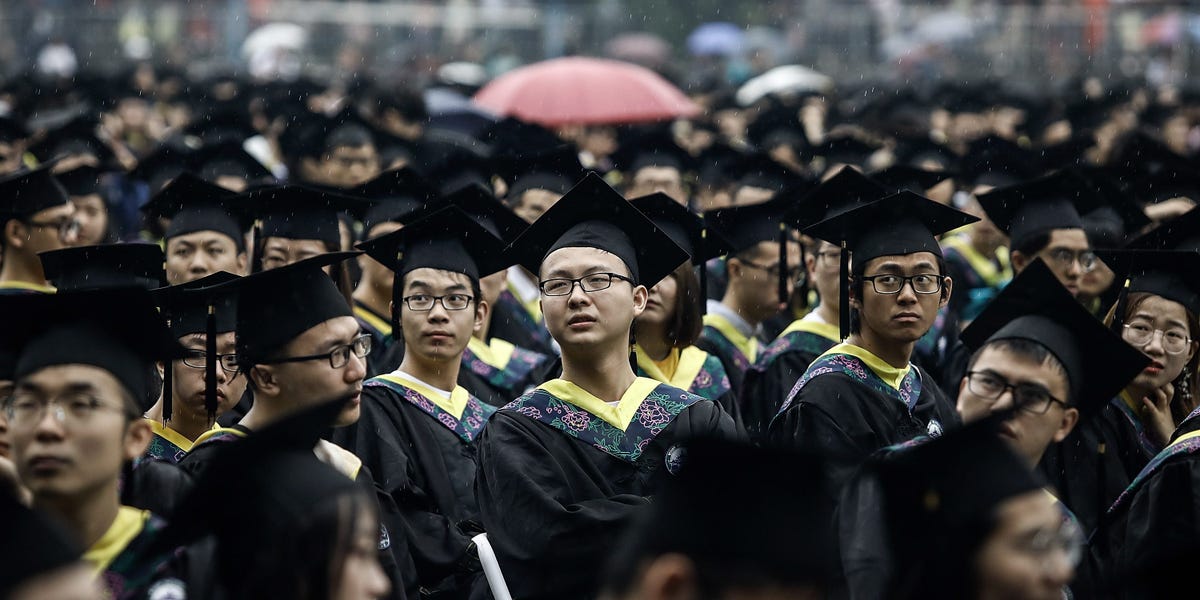 Quá nhiều Gen Z đang làm “người chuột”: Chỉ nằm im và chìm trong nỗi buồn vô tận- Ảnh 3. Quá nhiều Gen Z đang làm “người chuột”: Chỉ nằm im và chìm trong nỗi buồn vô tận- Ảnh 3.