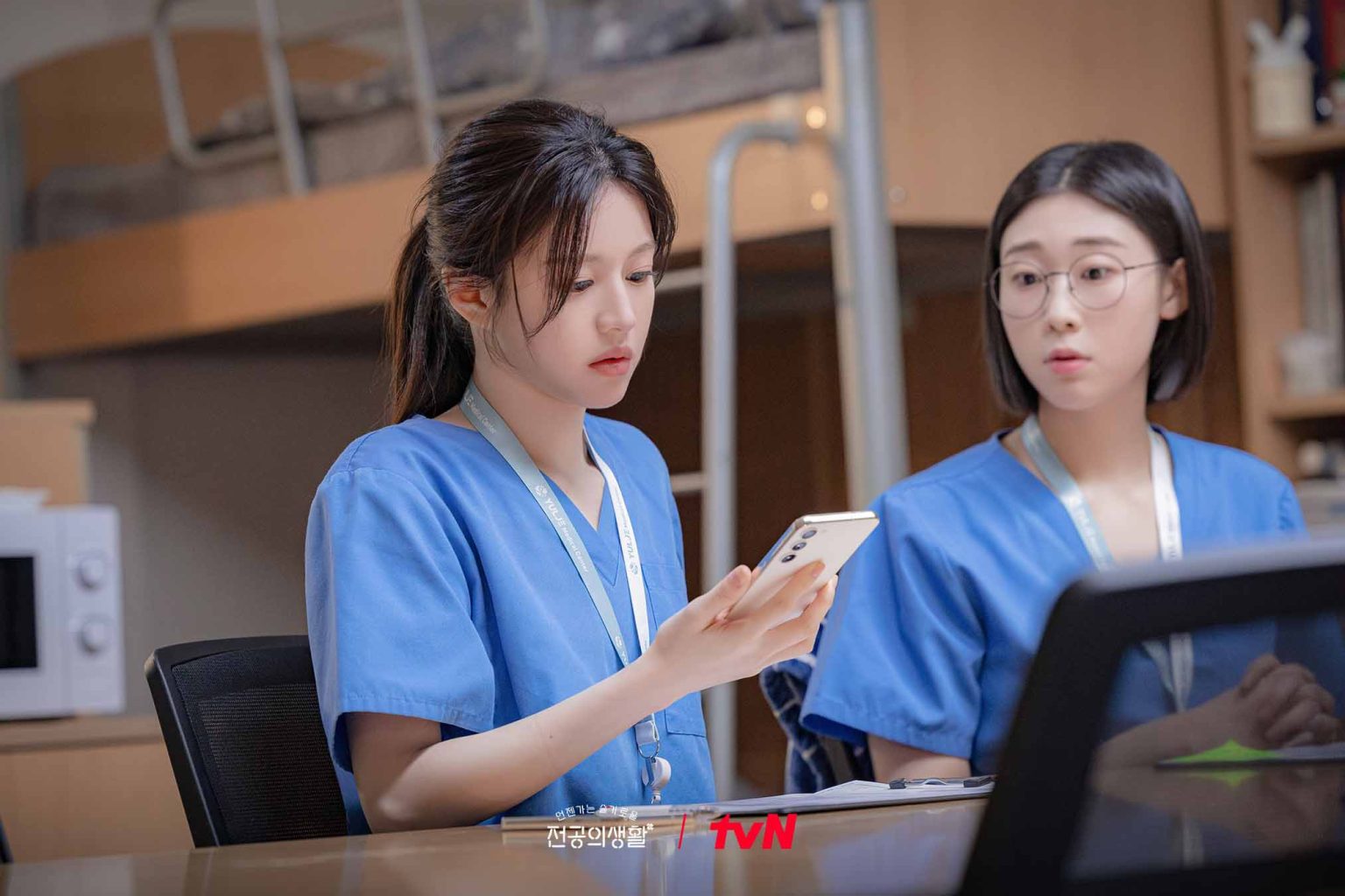 Lâu lắm rồi Hàn Quốc mới có phim y khoa chán thế này!- Ảnh 6. Lâu lắm rồi Hàn Quốc mới có phim y khoa chán thế này!- Ảnh 6.