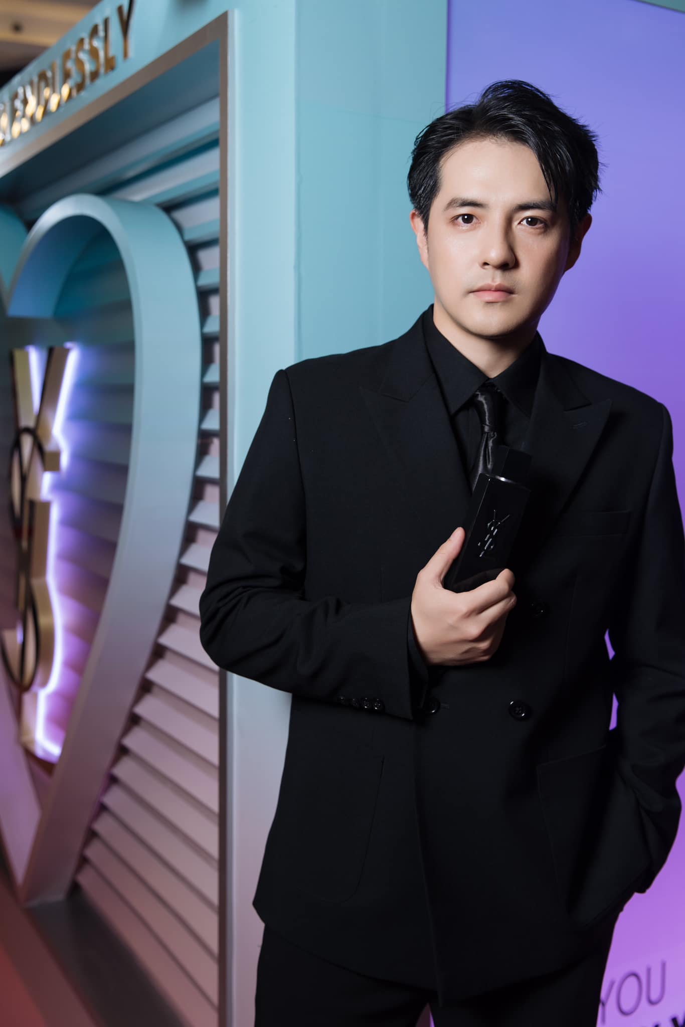 2 tiểu thư chính hiệu của Vbiz: Bố là thiếu gia tập đoàn nhựa giàu nức tiếng, mẹ là ca sĩ top đầu- Ảnh 11. 2 tiểu thư chính hiệu của Vbiz: Bố là thiếu gia tập đoàn nhựa giàu nức tiếng, mẹ là ca sĩ top đầu- Ảnh 11.
