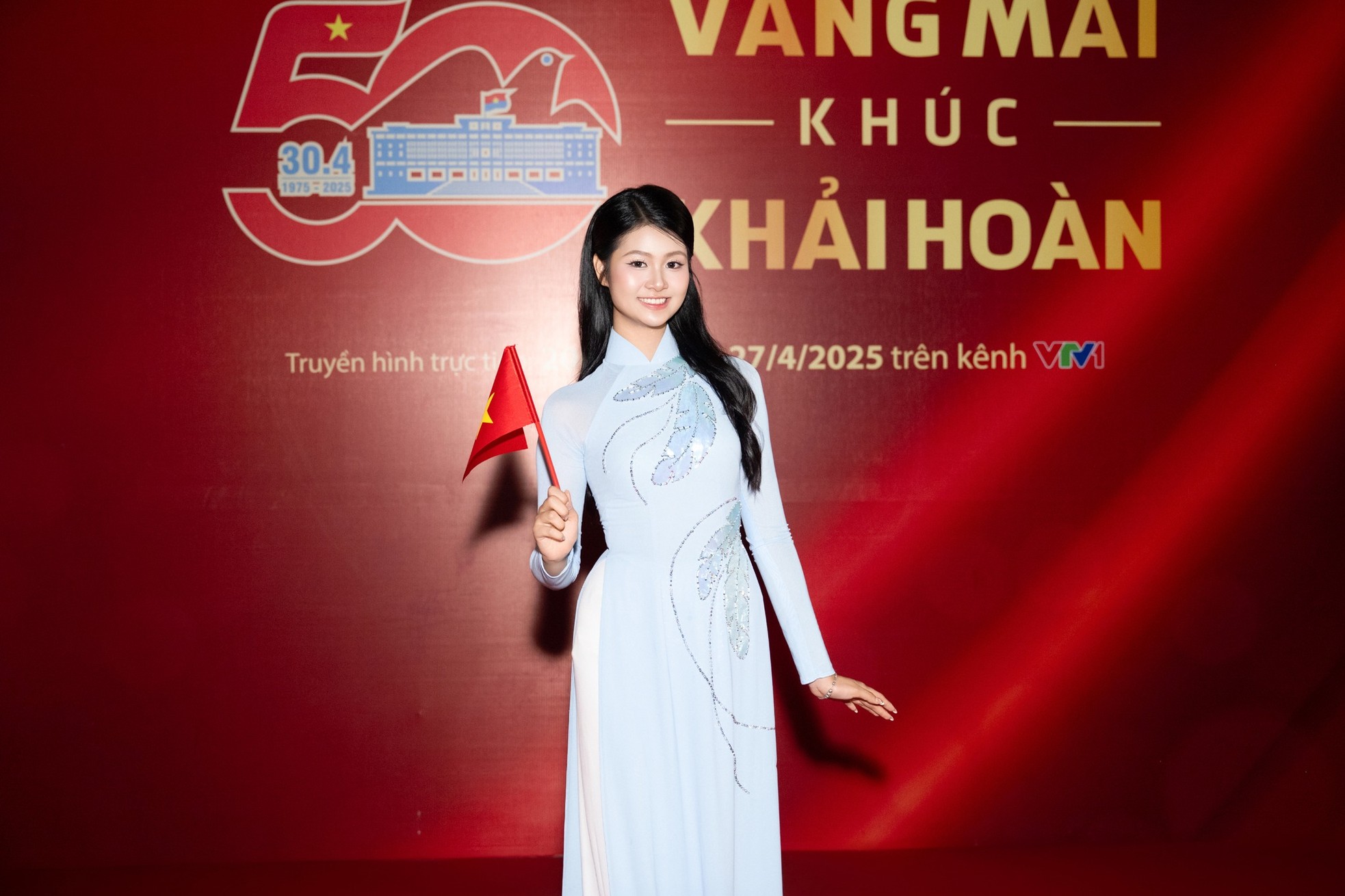 Cô gái được ví như búp bê vào chung kết Hoa hậu Việt Nam- Ảnh 10.