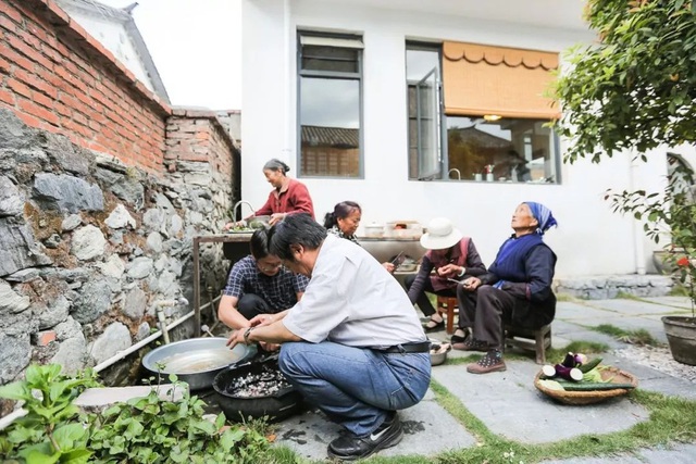 4 anh em về quê góp tiền xây biệt thự trên mảnh đất 700m2: Đủ làm nơi nghỉ hưu cho gia đình 11 người- Ảnh 6.