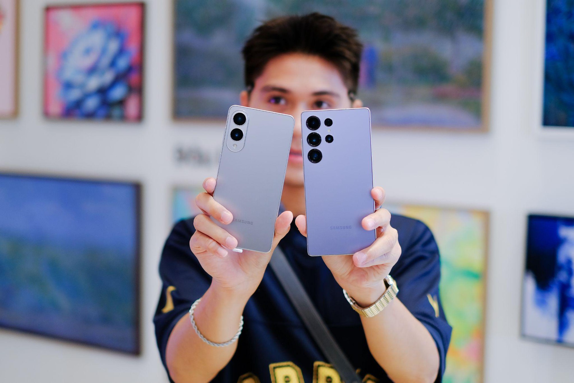 Sau bao mong chờ, giới truyền thông nói gì khi trên tay “thế hệ S mỏng nhất” của Samsung- Ảnh 6.