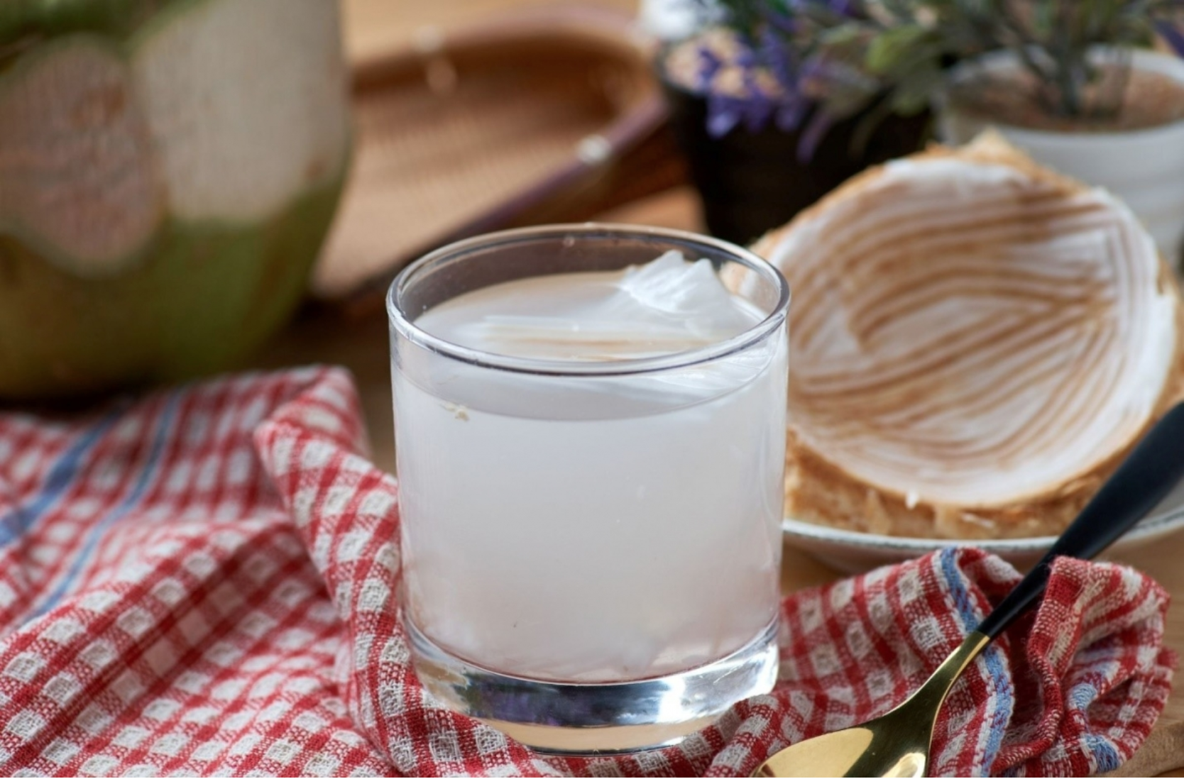Loại quả mùa hè rẻ tiền có mặt khắp Việt Nam, không chỉ giải khát mà còn được ưa chuộng vì mát gan, thải độc- Ảnh 4.