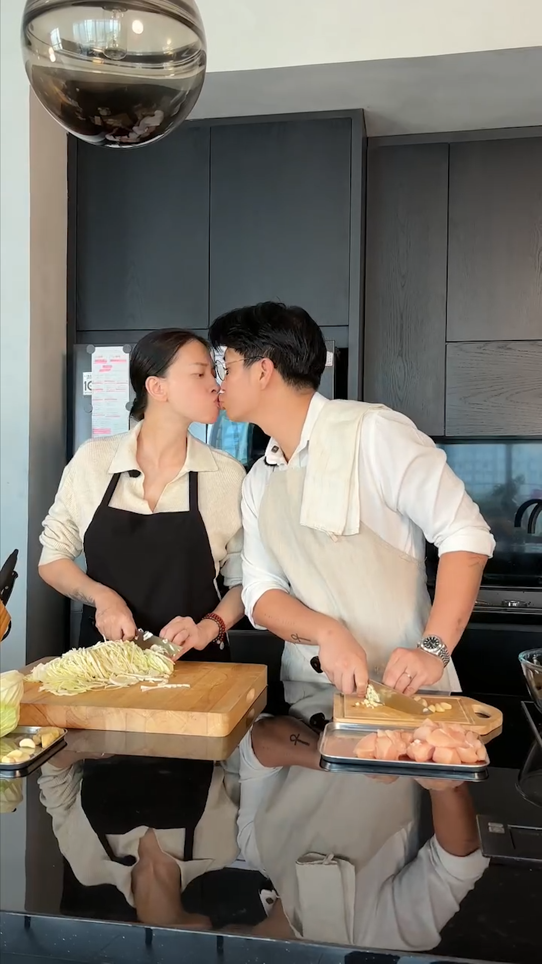 “Bà bầu” Ngô Thanh Vân được chồng cưng như trứng: Lo từng bữa ăn, không quên phát cẩu lương mệt nghỉ- Ảnh 4.