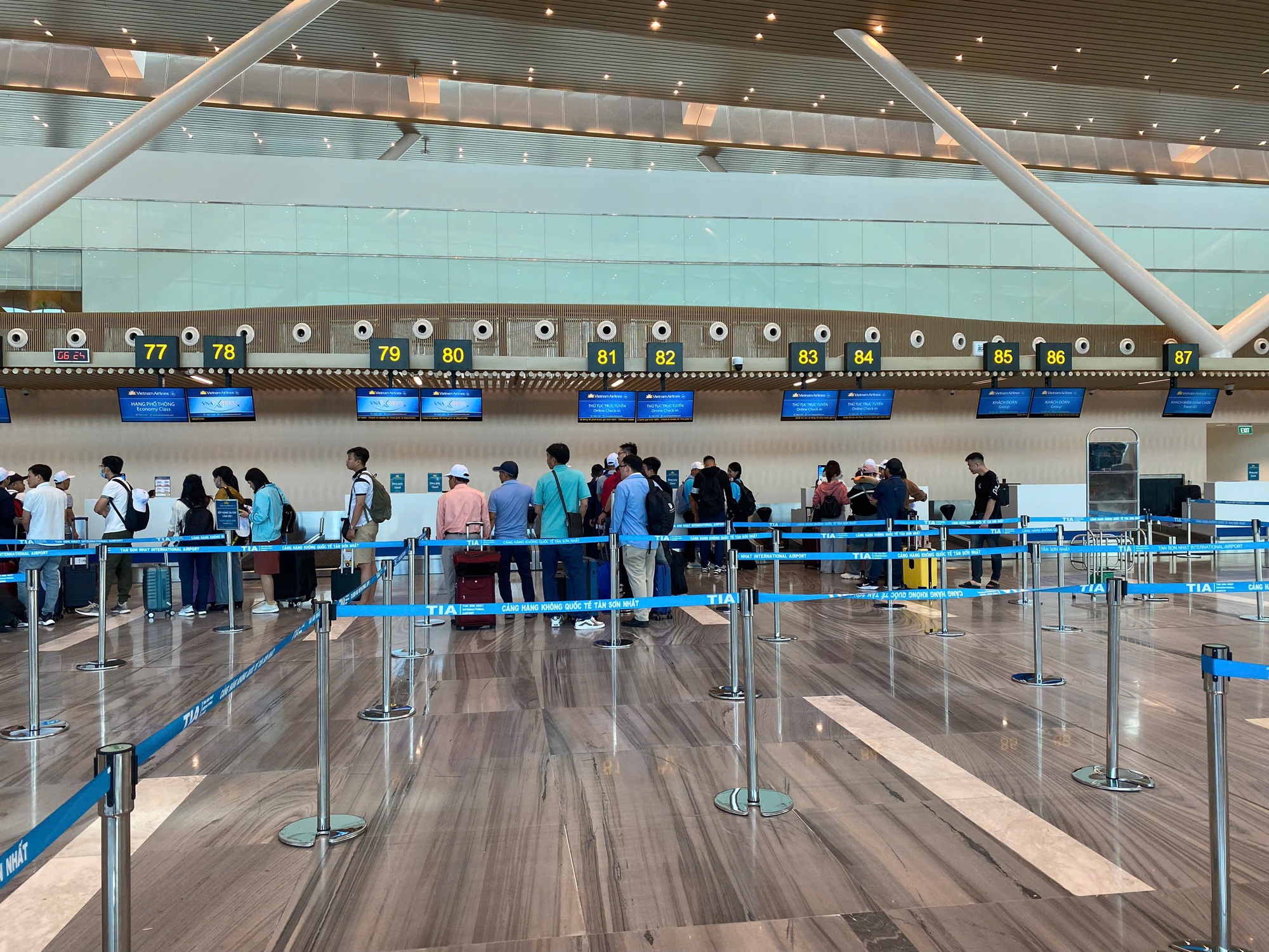 Thông tin quan trọng cho hành khách đi Vietnam Airlines qua sân bay Tân Sơn Nhất- Ảnh 1.
