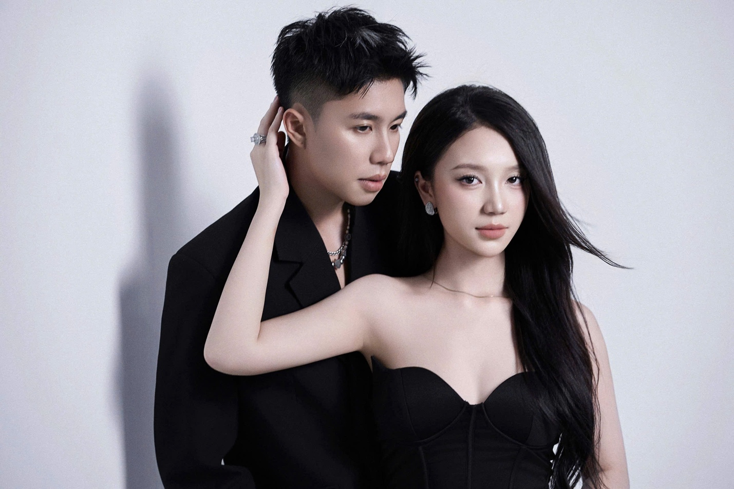 Gia Linh: Hành trình 2 năm "vẽ màu" cá tính vào Vpop và "tâm huyết đầu đời"- Ảnh 3.