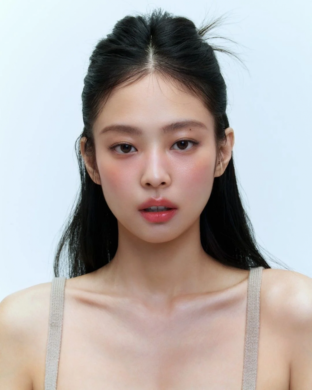 Ảnh mặt mộc gây sốc của BLACKPINK: Jisoo lão hóa, Lisa và Rosé kém sắc khó tin, Jennie thì sao?- Ảnh 3.