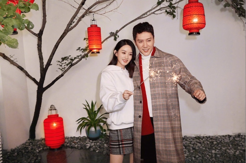 "Người tình" Triệu Lệ Dĩnh nghi có gia cảnh tù tội gây sốc, netizen nhắn gấp: "Xin chị sáng mắt lên!"- Ảnh 3.