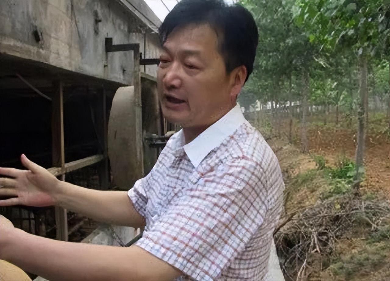 Chỉ nuôi lợn, người đàn ông vào top 200 người giàu nhất thế giới: Quá trình bỏ phố khởi nghiệp khó tin- Ảnh 2.