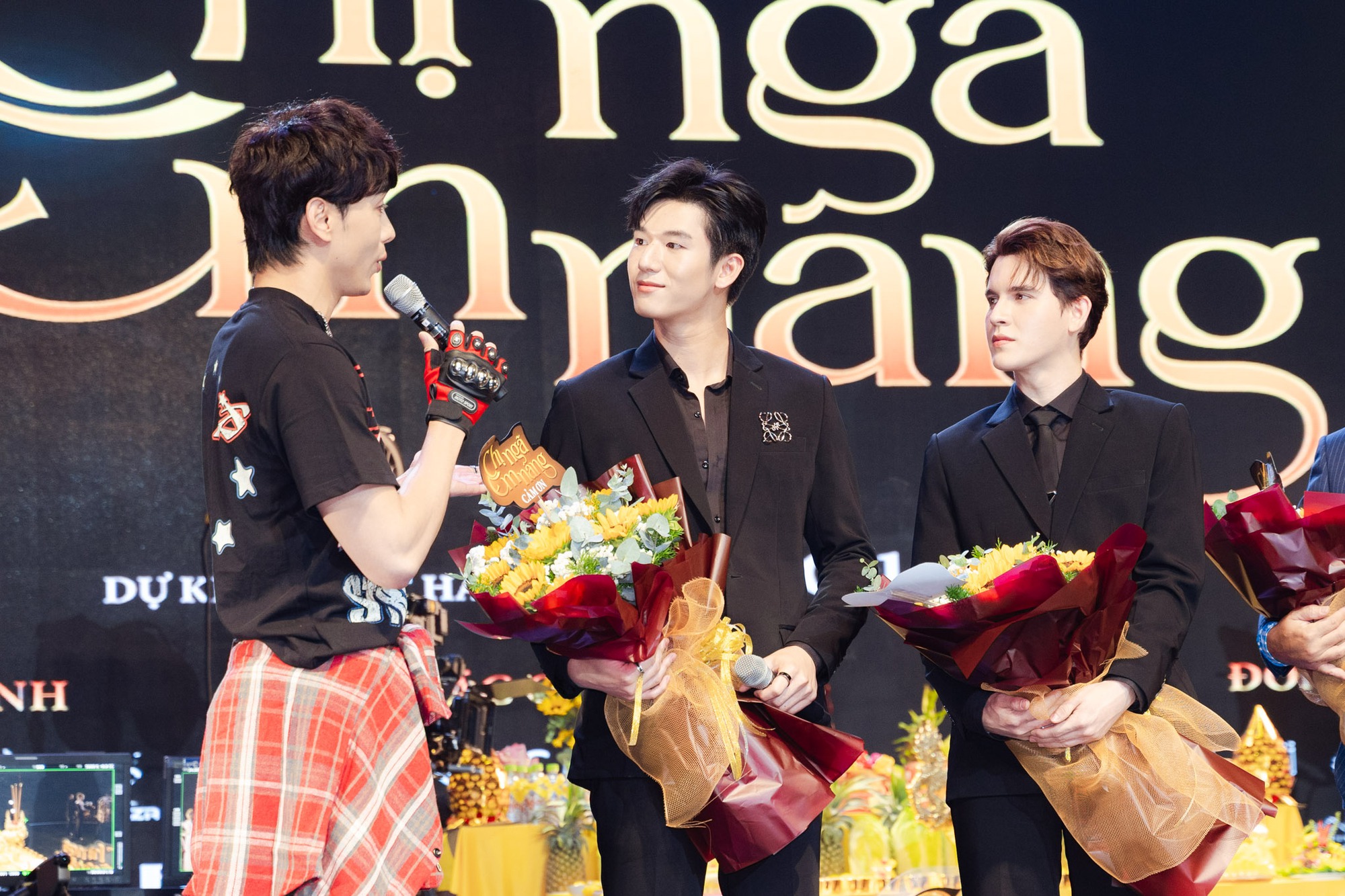 Phim Việt chưa chiếu đã được hóng cực độ: Nghe tên đã thấy drama, dàn cast chất như nước cất- Ảnh 4.