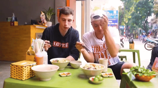 Không phải phở, bánh mì, món ăn chưa tới 30.000đ/bát này mới là hương vị Việt lọt top ngon nhất châu Á- Ảnh 8.