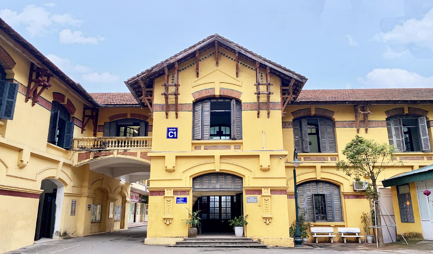 Trường ĐH hơn 100 năm tuổi chi hơn 1.350 tỷ đồng mở rộng cơ sở 2 ngay "sát vách" Hà Nội: Học phí dưới 25 triệu đồng/năm, phải 8 điểm/môn mới đỗ- Ảnh 1.