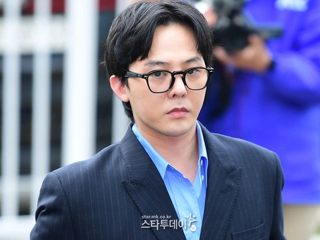 G-Dragon lần đầu lên tiếng về lùm xùm chất cấm: “Tất cả chỉ là hiểu lầm”- Ảnh 5. G-Dragon lần đầu lên tiếng về lùm xùm chất cấm: “Tất cả chỉ là hiểu lầm”- Ảnh 5.