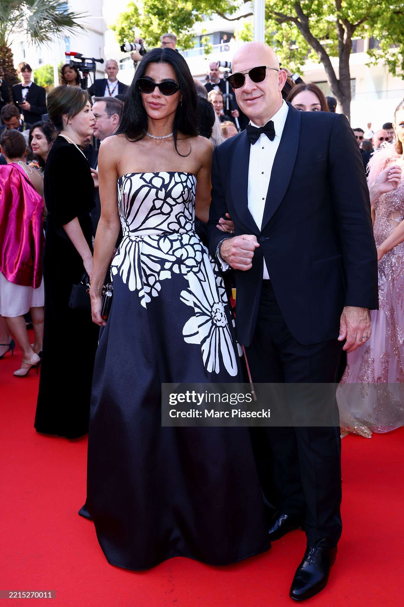 Thảm đỏ Cannes ngày 3: Chung Sở Hi đẹp phát sáng, cùng Chompoo Araya Thảm đỏ Cannes ngày 3: Chung Sở Hi đẹp phát sáng, cùng Chompoo Araya