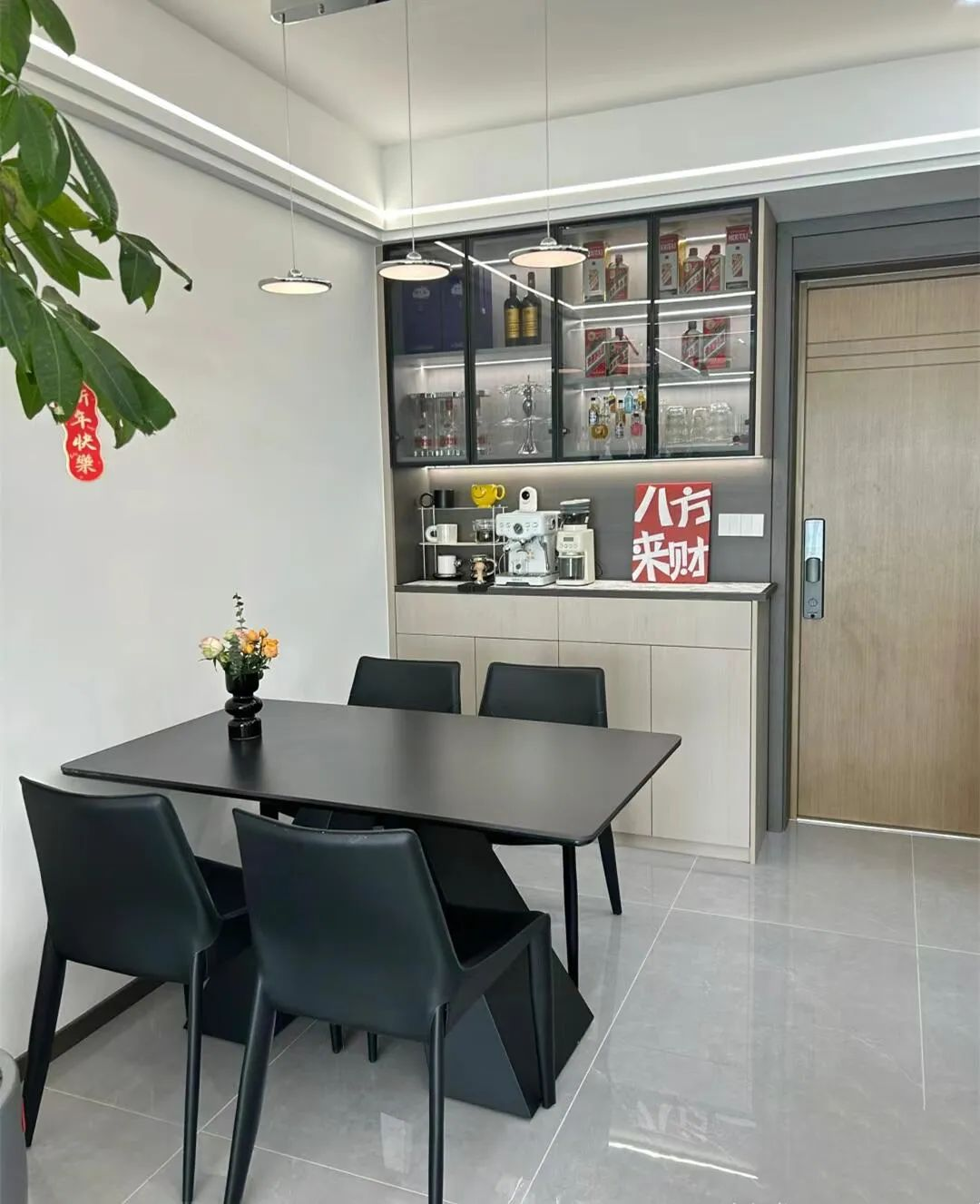 Nhà của người phụ nữ 51 tuổi khiến tôi "ghen tị không chịu nổi": Không rộng, không sang nhưng sống quá đỉnh!- Ảnh 5.