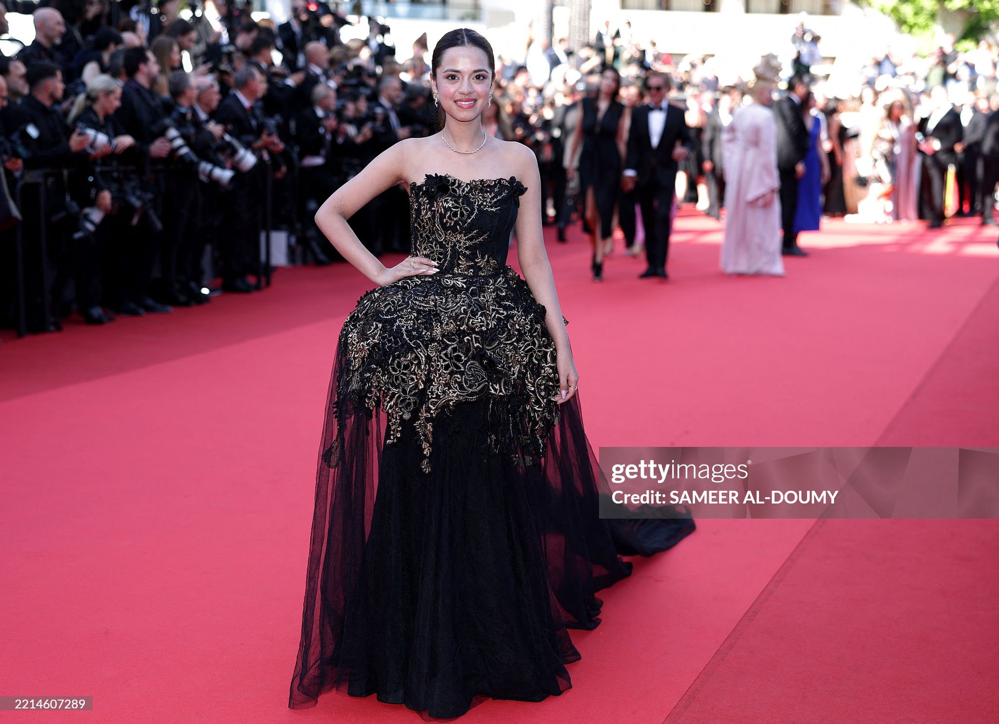 Thảm đỏ Cannes ngày 3: Chung Sở Hi đẹp phát sáng, cùng Chompoo Araya Thảm đỏ Cannes ngày 3: Chung Sở Hi đẹp phát sáng, cùng Chompoo Araya