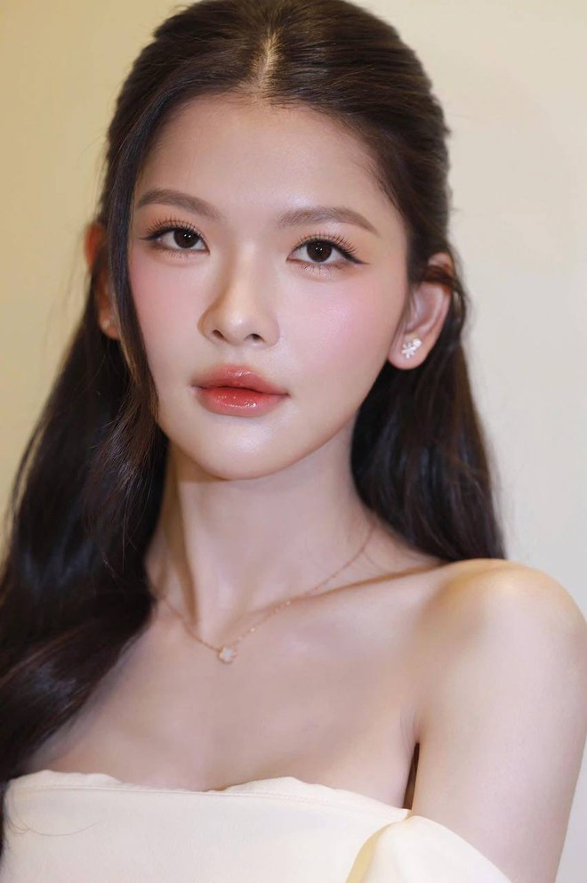 Mỹ nữ chuyển giới được ví như Chương Nhược Nam bản Việt, không makeup vẫn xinh chuẩn "bạch nguyệt quang"- Ảnh 8.