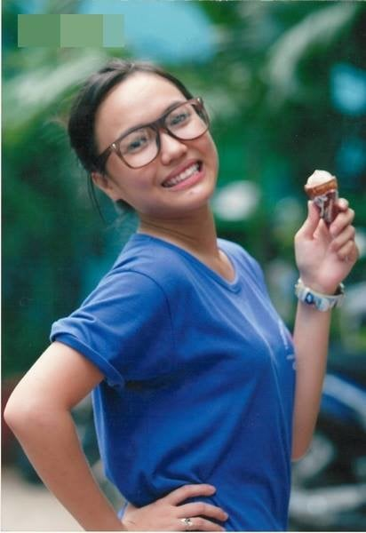 Sao nữ Vbiz đòi rút xương sườn vì bị chê quá xấu, đi diễn không ai thèm nhìn, sau 10 năm lột xác đến hú hồn- Ảnh 2. Sao nữ Vbiz đòi rút xương sườn vì bị chê quá xấu, đi diễn không ai thèm nhìn, sau 10 năm lột xác đến hú hồn- Ảnh 2.