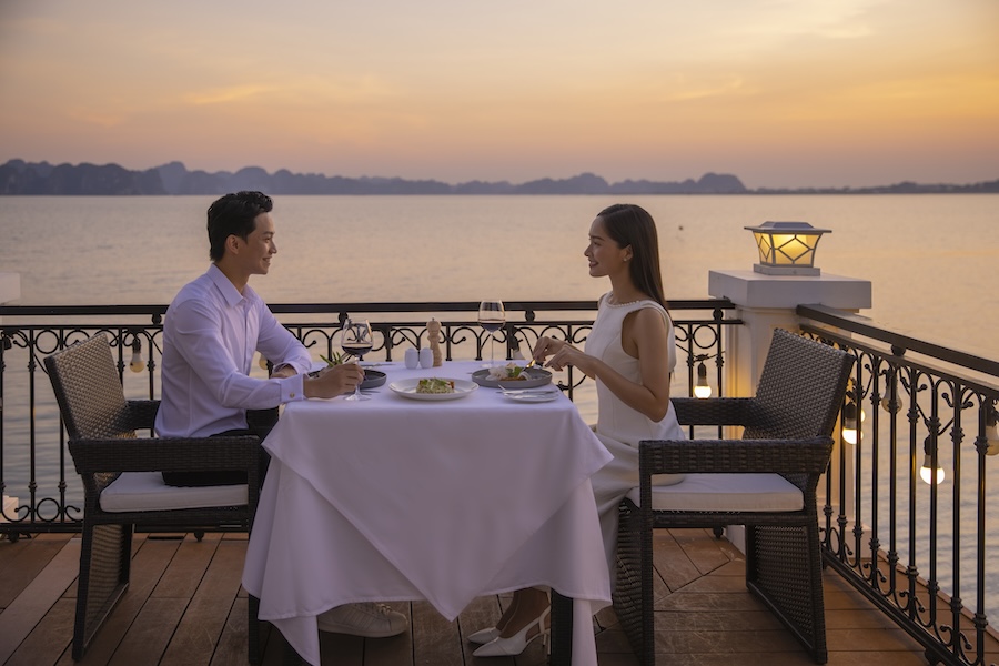 Đảo Rều Hạ Long - nơi Hồ Quỳnh Hương tổ chức đám cưới có gì đặc biệt mà được coi là 