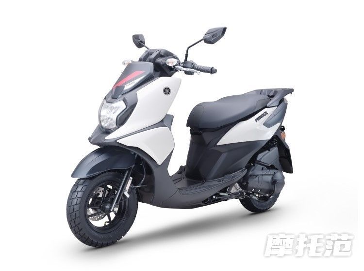 Yamaha Force X 125cc 2025 ra mắt: Thiết kế 'lai địa hình' phá cách, giá chỉ hơn 30 triệu đồng- Ảnh 6. Yamaha Force X 125cc 2025 ra mắt: Thiết kế 'lai địa hình' phá cách, giá chỉ hơn 30 triệu đồng- Ảnh 6.