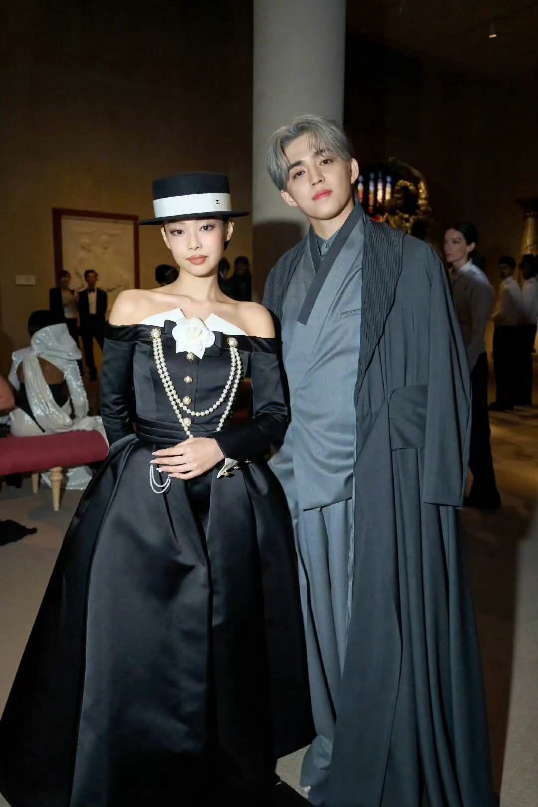 Giải mã meme hot nhất lúc này: Tại sao Wren Evans - Lim Feng, Jennie - S.Coups đồng loạt bị réo tên?- Ảnh 4.