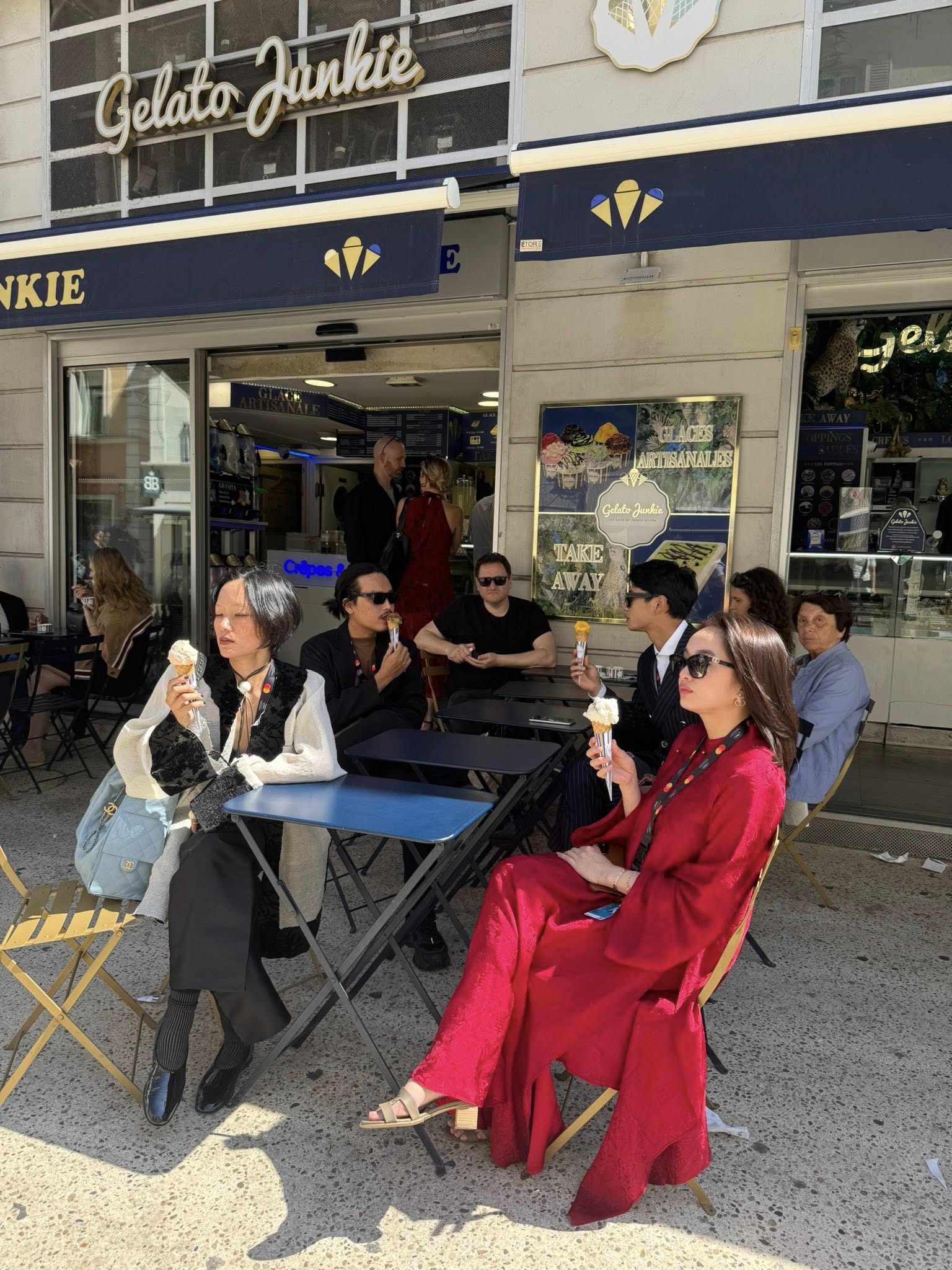Kaity Nguyễn và dàn sao Việt bất ngờ đổ bộ Cannes- Ảnh 2.