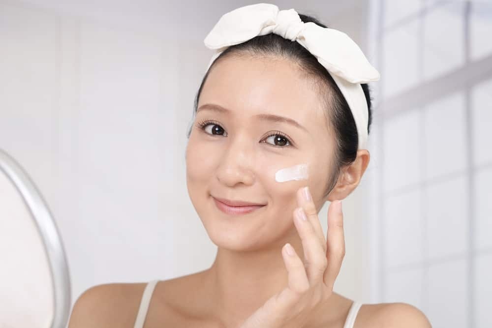 Tại sao mỹ phẩm chăm sóc da lại dễ bị quảng cáo 