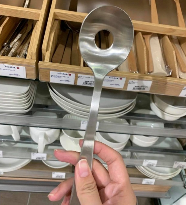 Chồng mang về nhà 7 món đồ: Lúc đầu tôi chê 