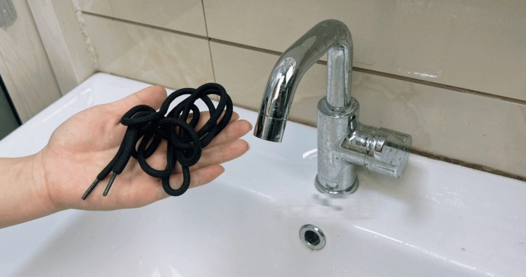 Dùng 1 sợi dây + 1 chiếc đũa, tôi 