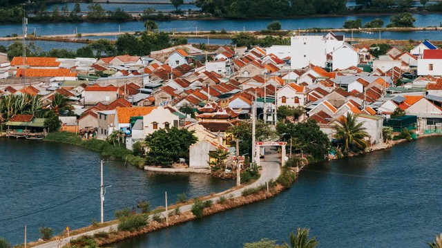 Phát hiện ngôi làng có duy nhất 1 đường vào gần Nha Trang, du khách ấn tượng với cảnh từ trên cao- Ảnh 6.