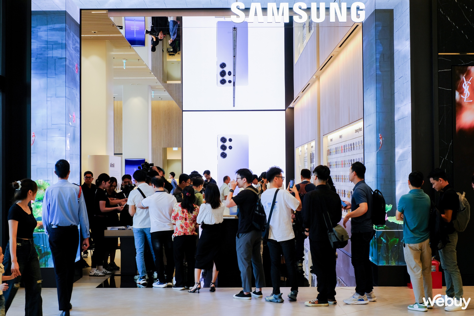 Galaxy S25 Edge - Từ chiếc máy bí ẩn đến trải nghiệm thực tế: Đây là những gì reviewer công nghệ nói- Ảnh 3.