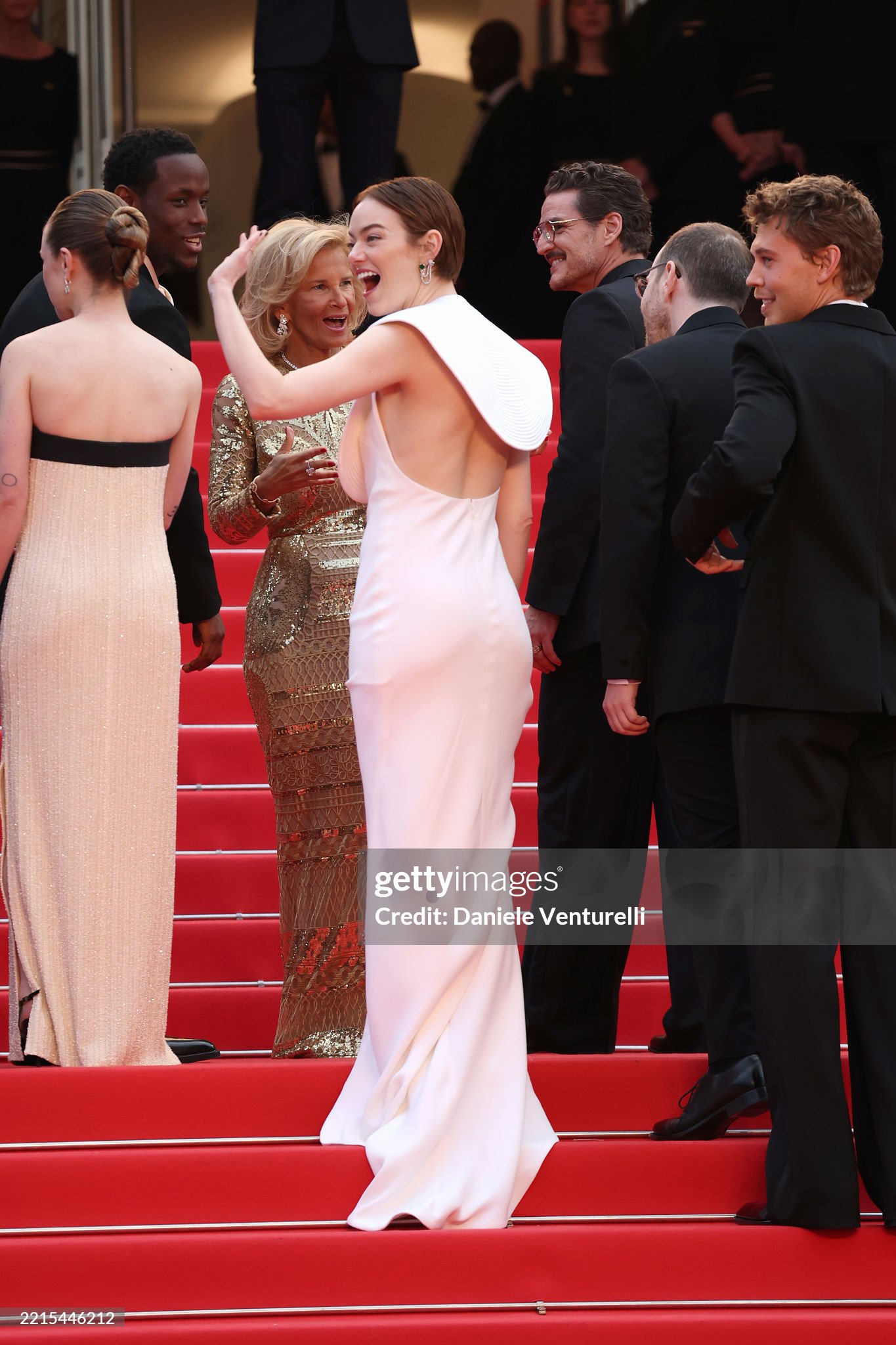 Thảm đỏ Cannes ngày 4: Angeline Jolie 