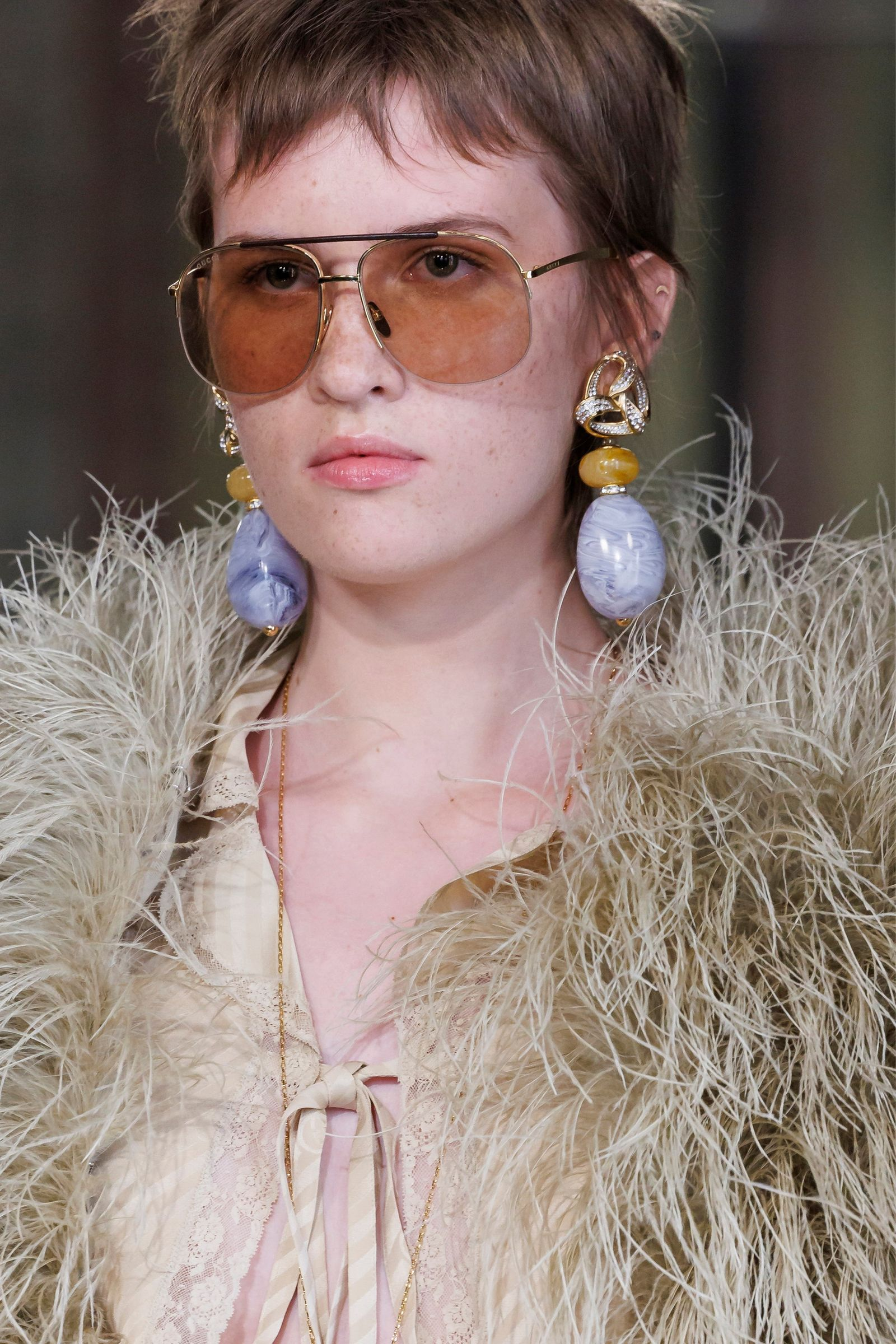 Gucci Cruise 2026: Cú chốt hoài niệm giữa cơn khủng hoảng, mở đường cho Demna bước vào cuộc chơi- Ảnh 22.