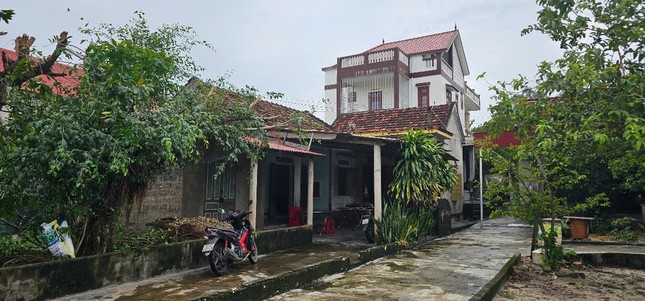 Toà tuyên vụ cháu ‘dựng’ ông ngoại đã chết 26 năm dậy ký giấy cho tặng đất ở Quảng Bình- Ảnh 1.