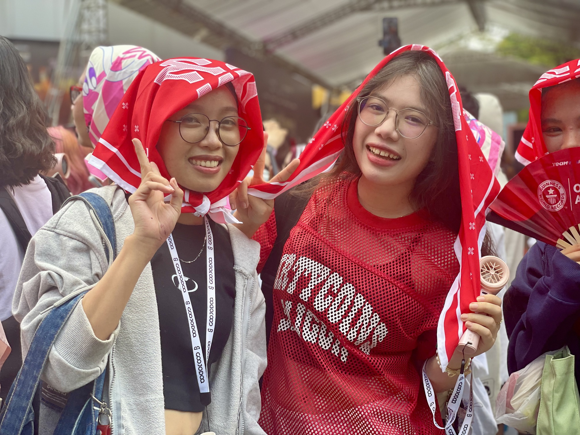 Phim tư liệu về Phim tư liệu về