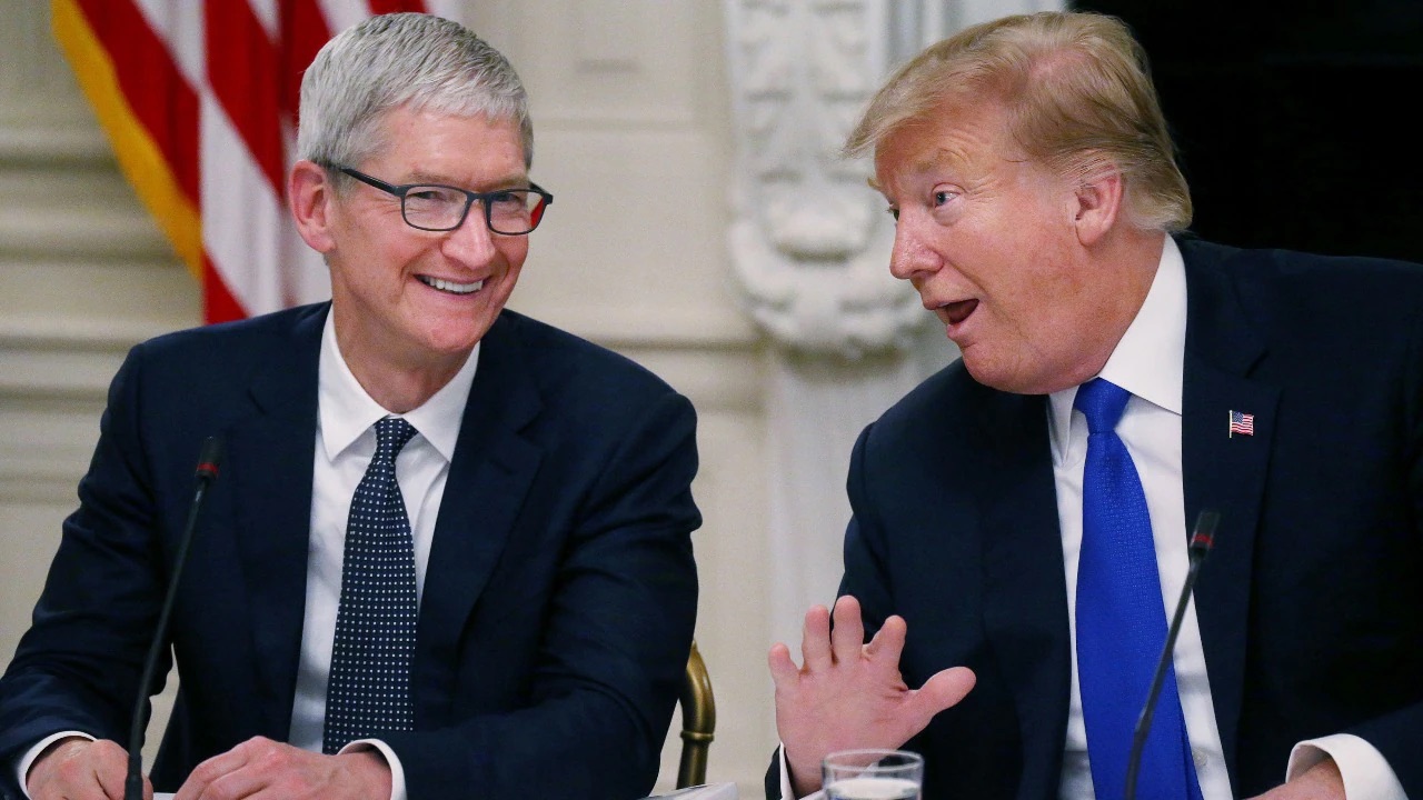 Tổng thống Trump chỉ trích Apple vì chuyển sản xuất iPhone từ Trung Quốc sang Ấn Độ- Ảnh 2. Tổng thống Trump chỉ trích Apple vì chuyển sản xuất iPhone từ Trung Quốc sang Ấn Độ- Ảnh 2.