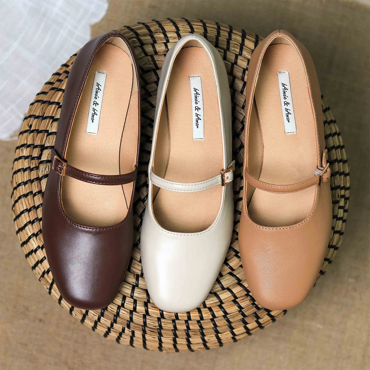 Không cần đồ hiệu đắt tiền, nhiều người đua nhau mặc combo "giày bệt + túi vải" vì lý do khiến ai cũng gật gù- Ảnh 11.
